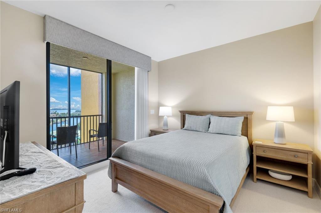 CAPE HARBOUR - Residential