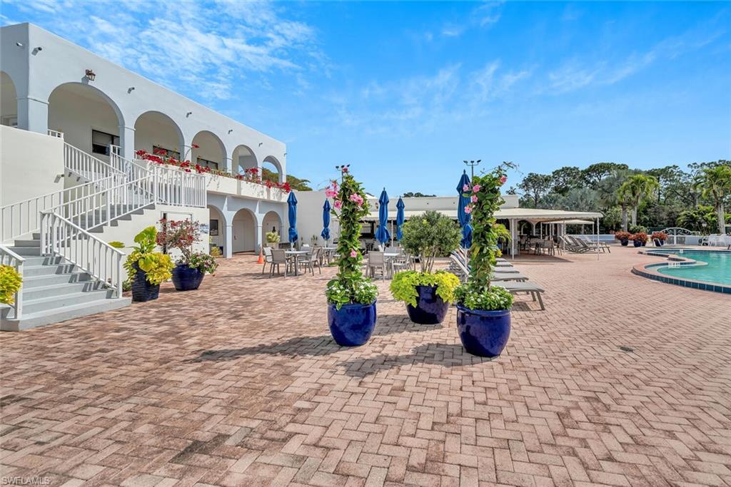 MARBELLA AT WORLD TENNIS CENTER - Residential