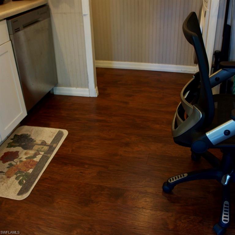 PELICAN LAKE RV RESORT - Land