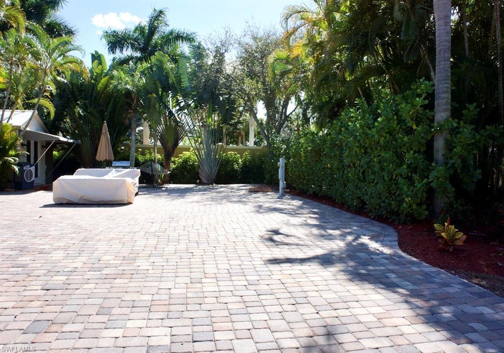 PELICAN LAKE RV RESORT - Land