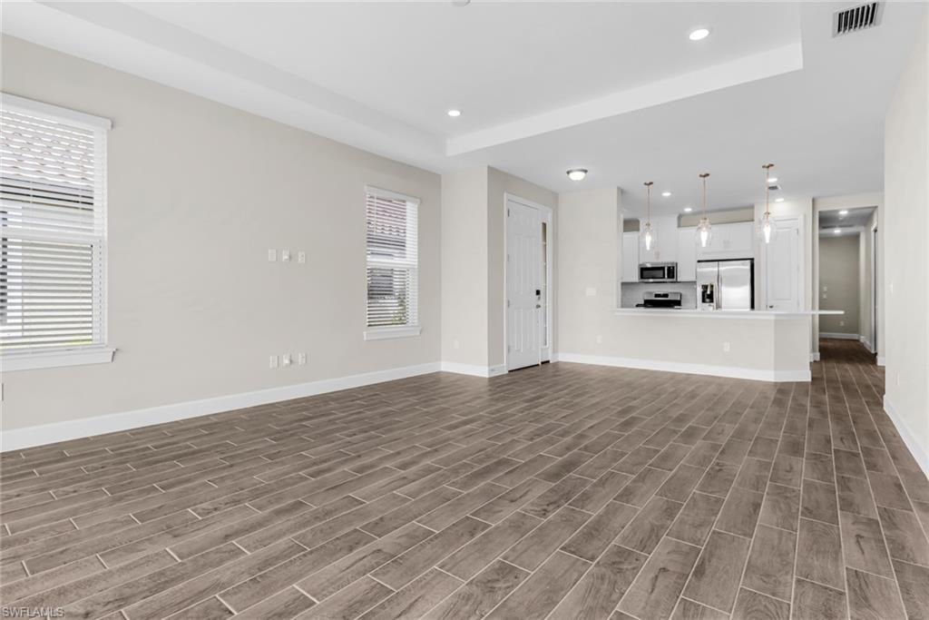 ESPLANADE BY THE ISLANDS - Residential