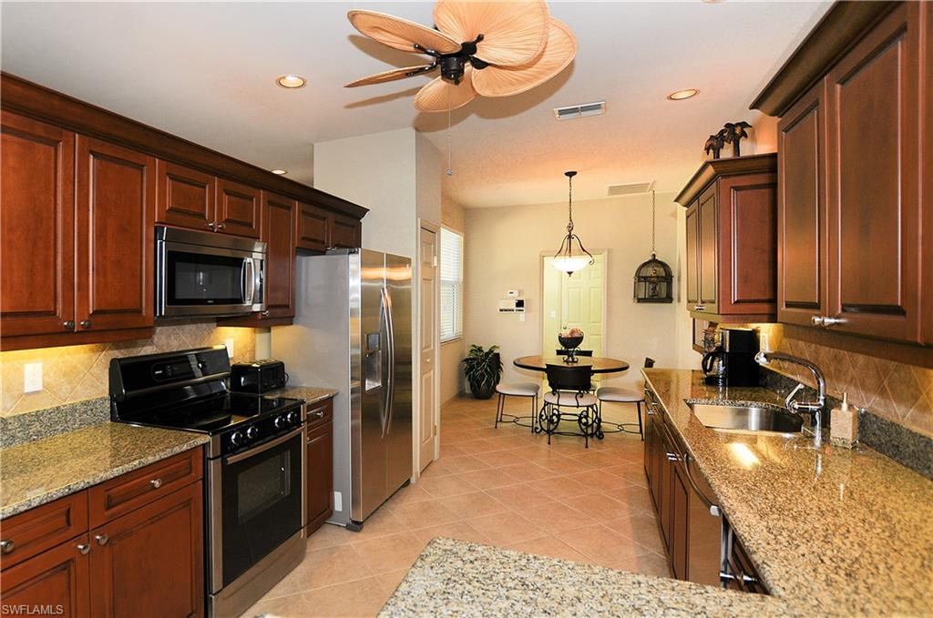 PELICAN LANDING - Residential