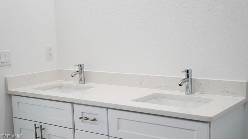 PORT LABELLE - Residential Lease