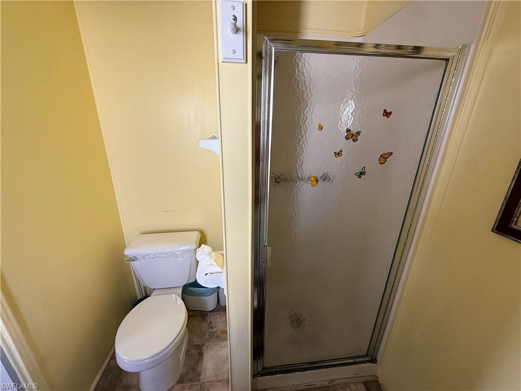 LAZY DAYS MOBILE VILLAGE - Residential