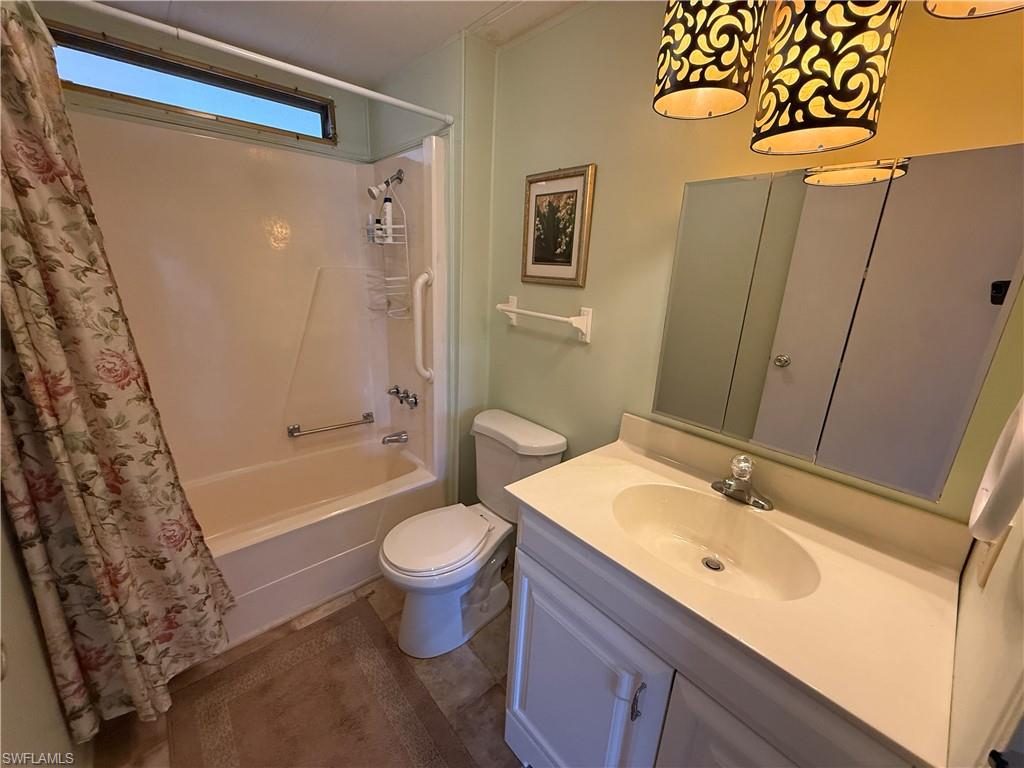 LAZY DAYS MOBILE VILLAGE - Residential