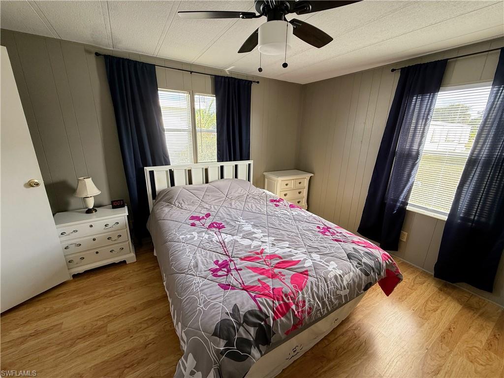 LAZY DAYS MOBILE VILLAGE - Residential