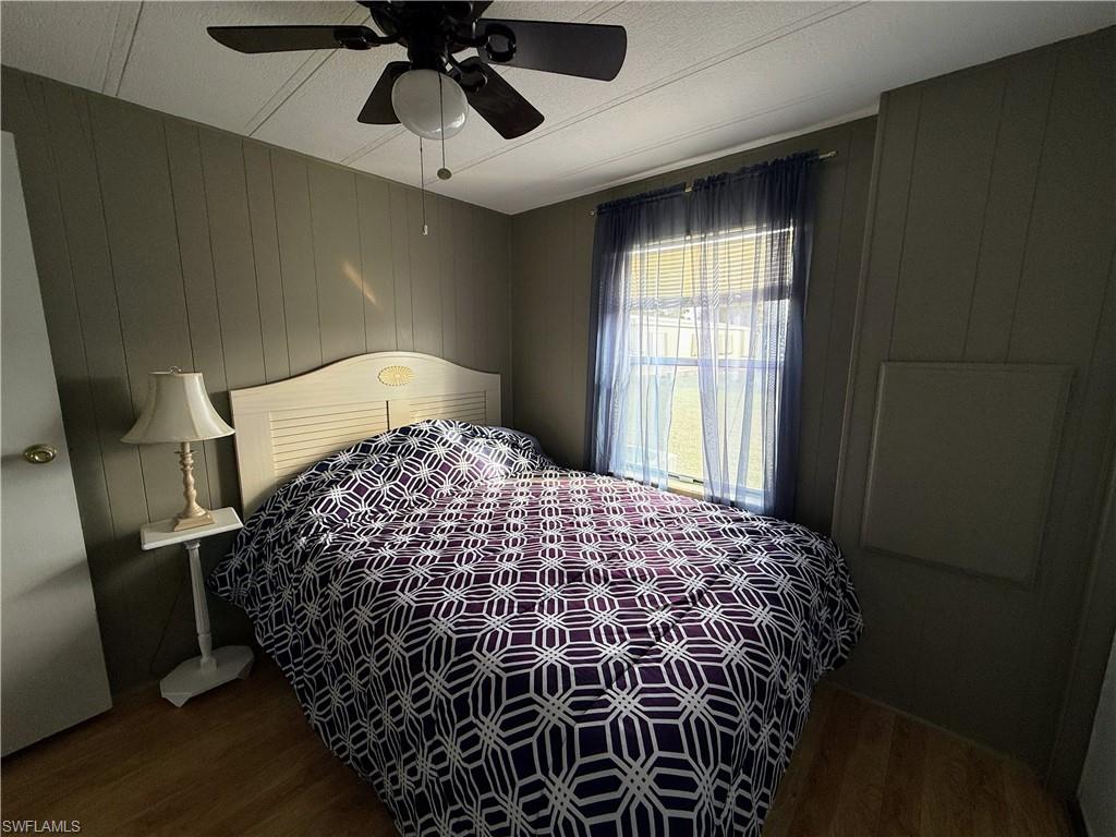 LAZY DAYS MOBILE VILLAGE - Residential