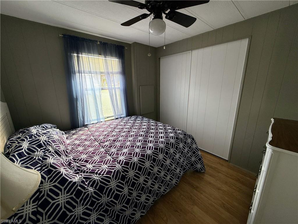 LAZY DAYS MOBILE VILLAGE - Residential