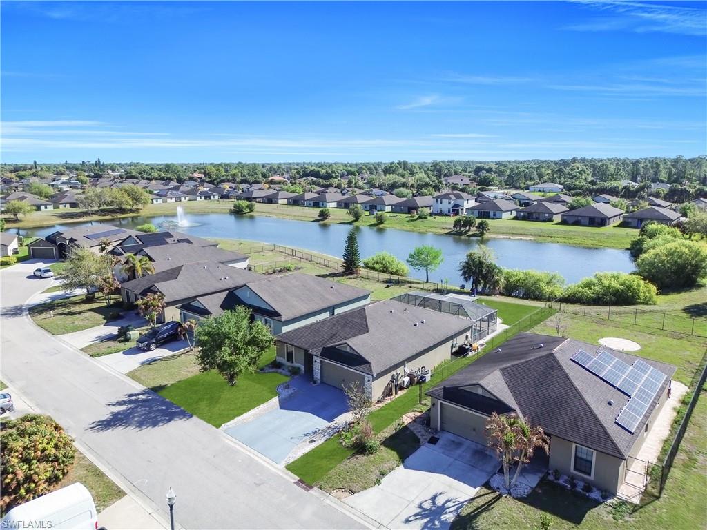 SHADOW LAKES - Residential