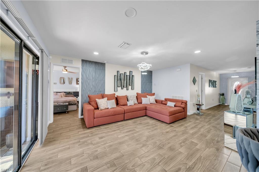 SHADOW LAKES - Residential