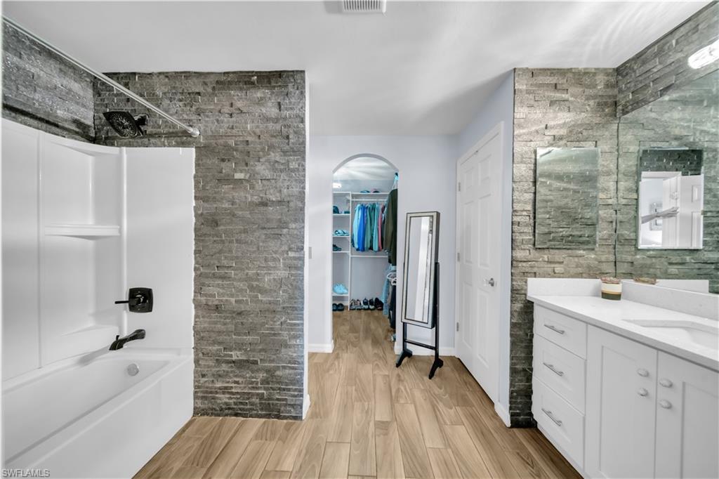 SHADOW LAKES - Residential