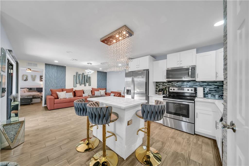 SHADOW LAKES - Residential