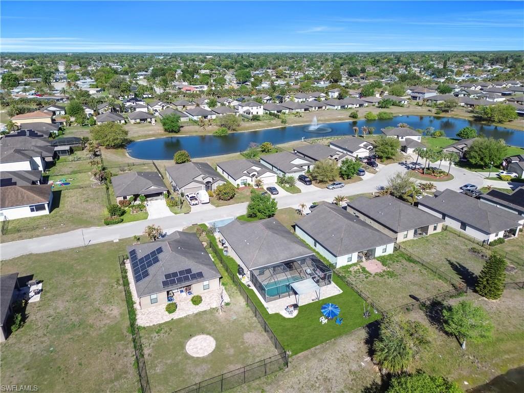 SHADOW LAKES - Residential