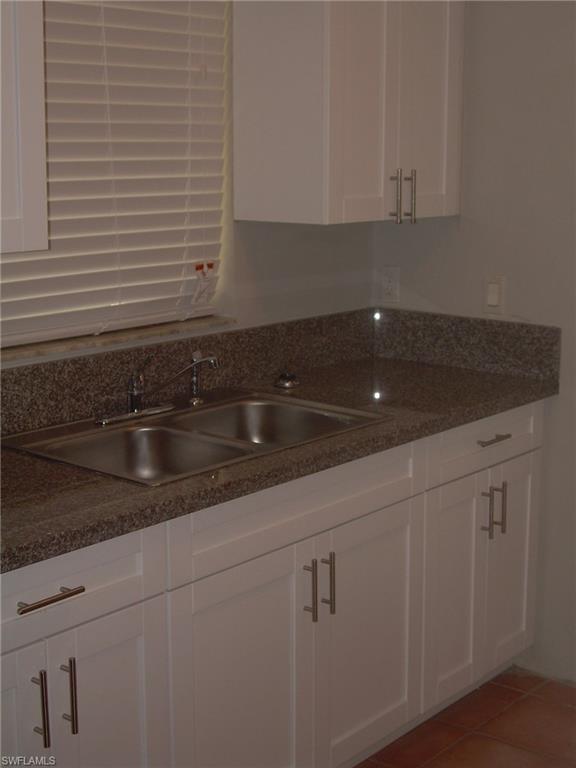 SAN CARLOS PARK - Residential