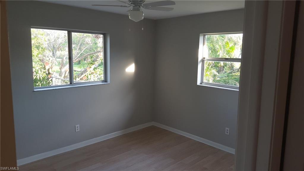 SAN CARLOS PARK - Residential