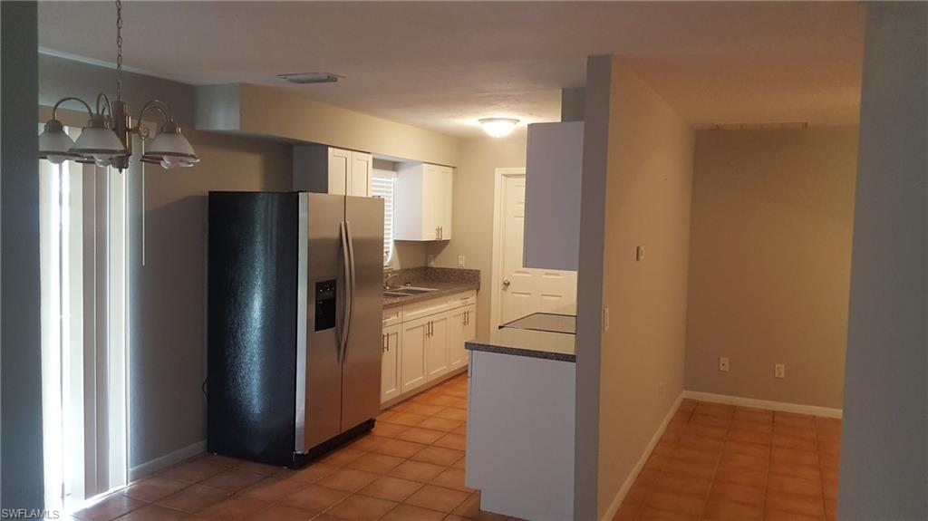 SAN CARLOS PARK - Residential