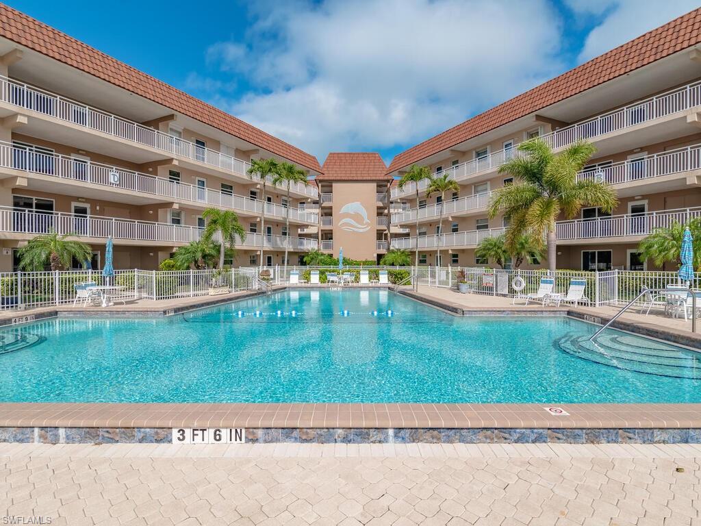 VILLE DE MARCO - Residential