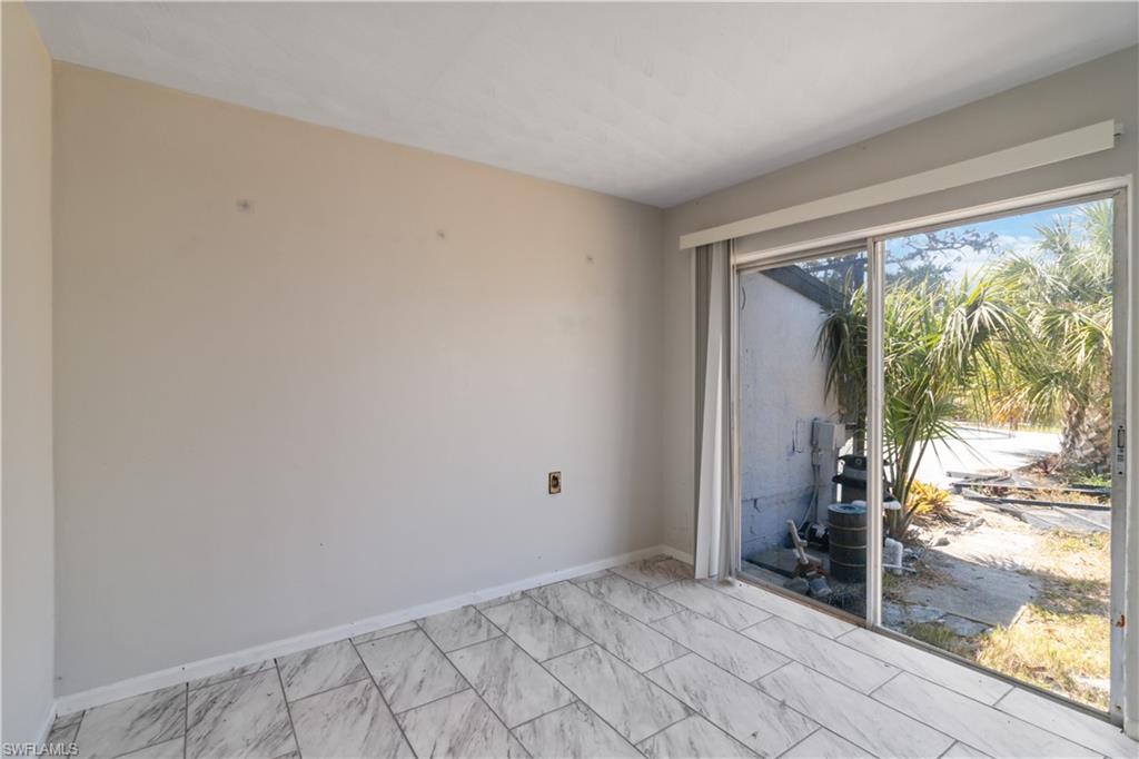 EAST ENGLEWOOD - Residential