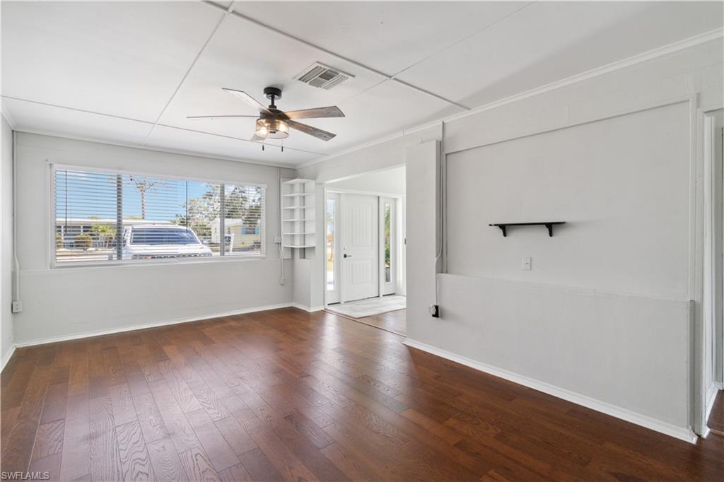 EAST ENGLEWOOD - Residential