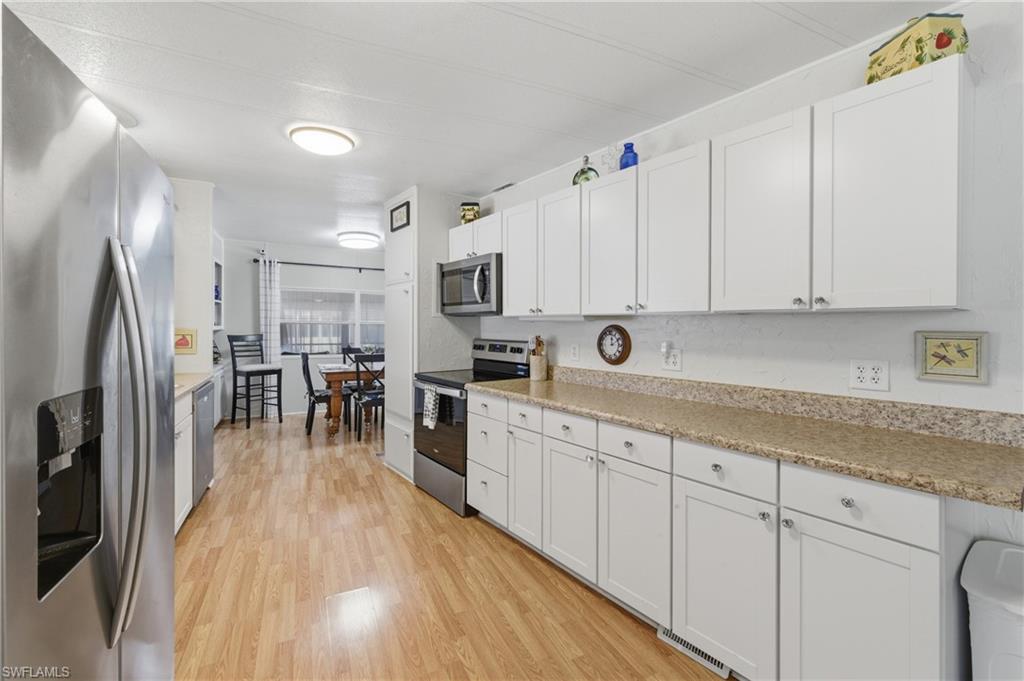 FOREST PARK MOBILE HOME - Residential