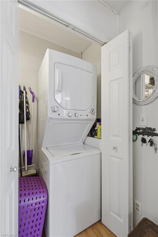 FOREST PARK MOBILE HOME - Residential