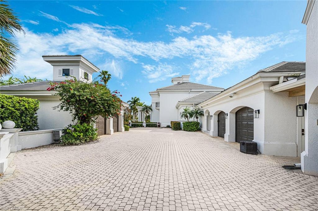 QUAIL WEST - Residential