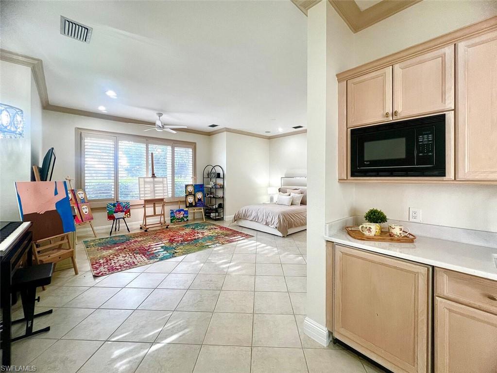 QUAIL WEST - Residential