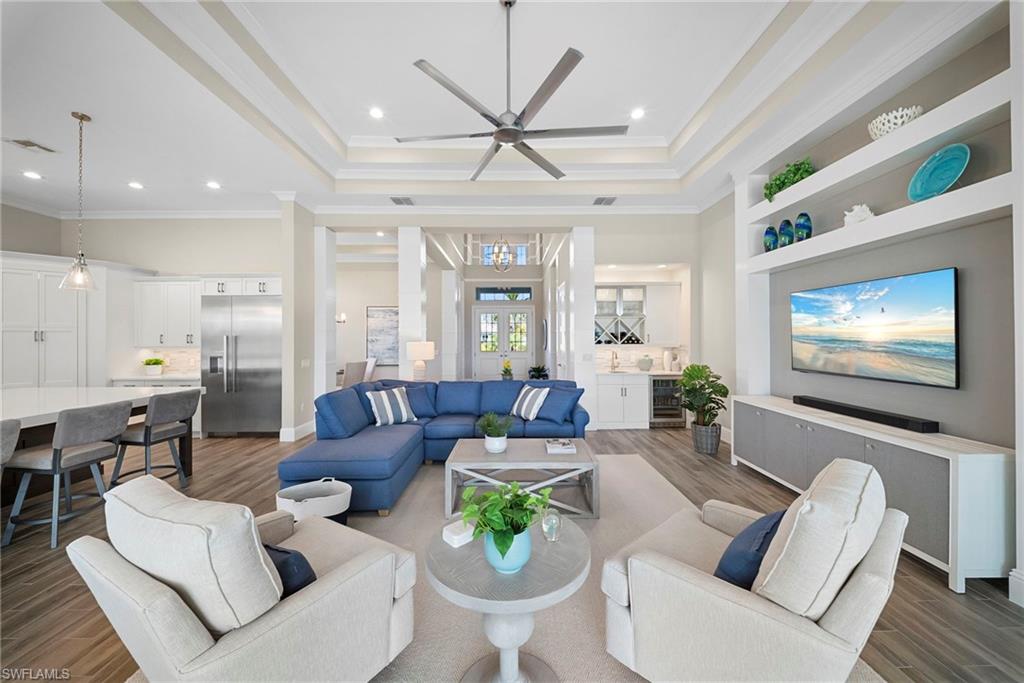 ISLES OF COLLIER PRESERVE - Residential