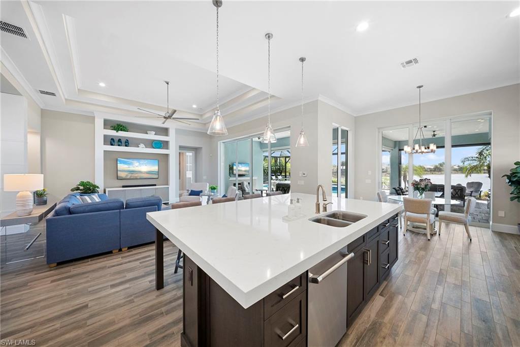 ISLES OF COLLIER PRESERVE - Residential