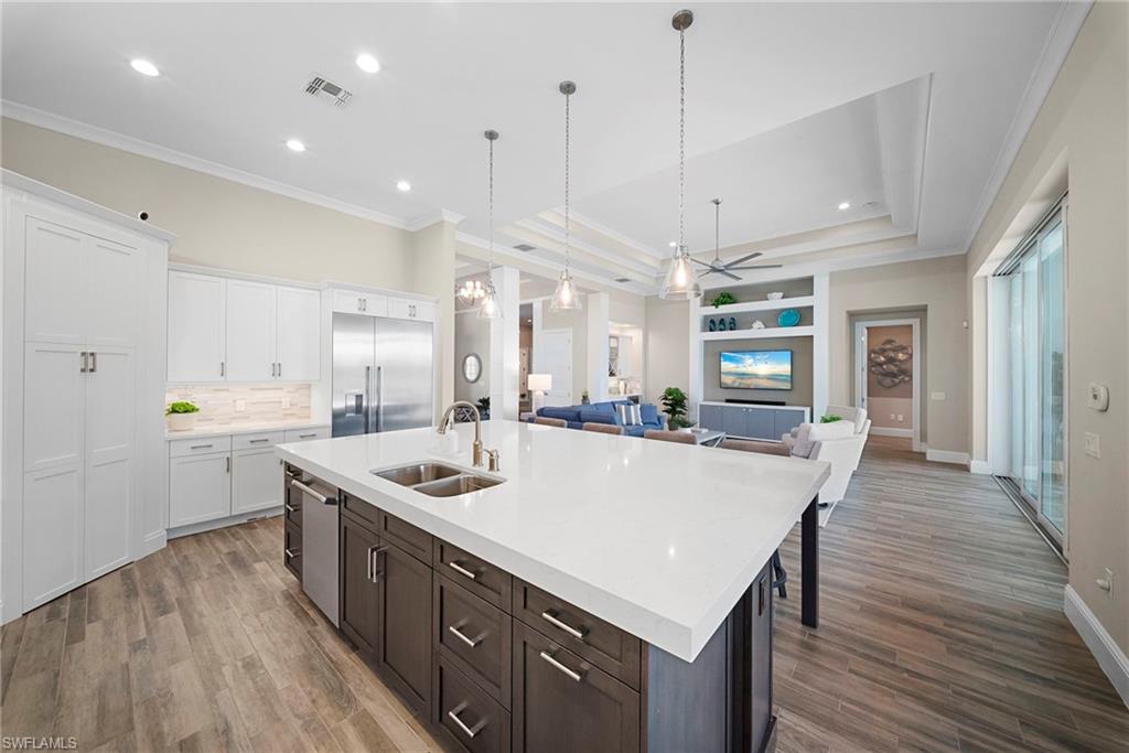 ISLES OF COLLIER PRESERVE - Residential