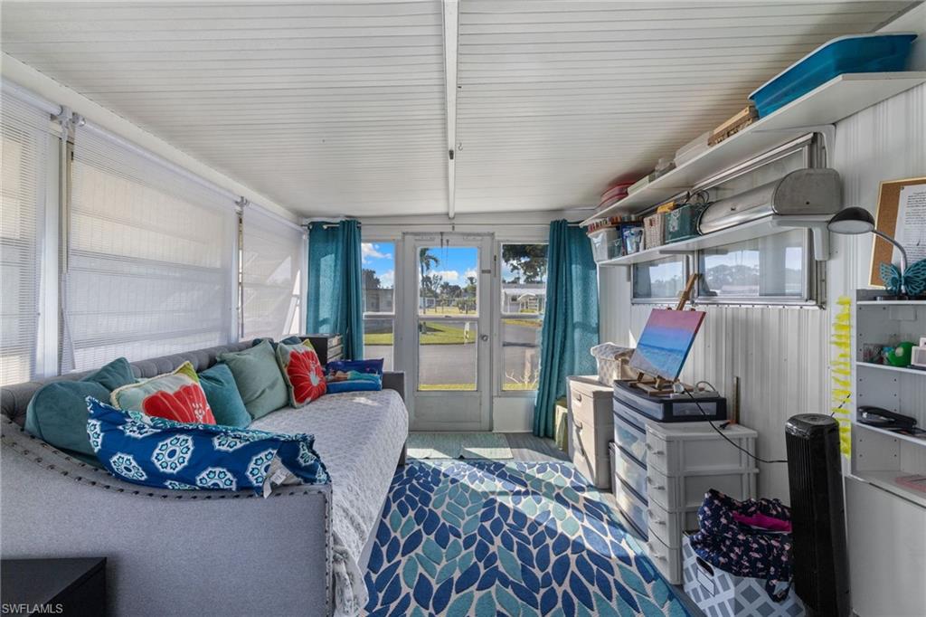 ENCHANTING ACRES MOBILE HOME - Residential