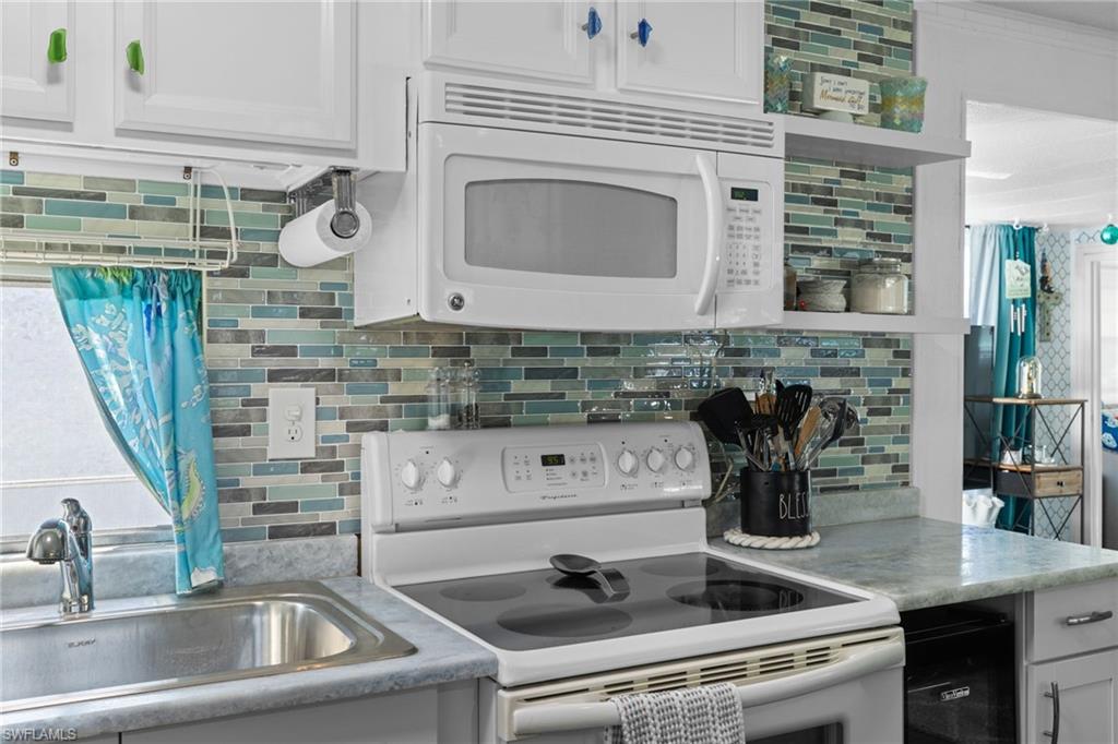 ENCHANTING ACRES MOBILE HOME - Residential