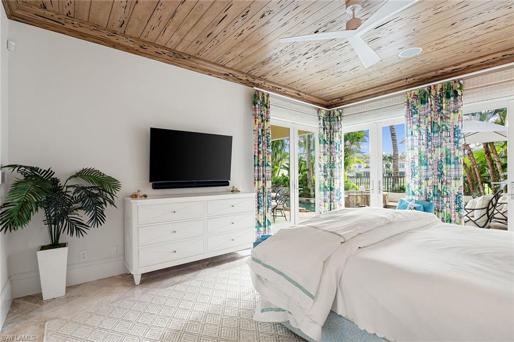 VIZCAYA AT BAY COLONY - Residential