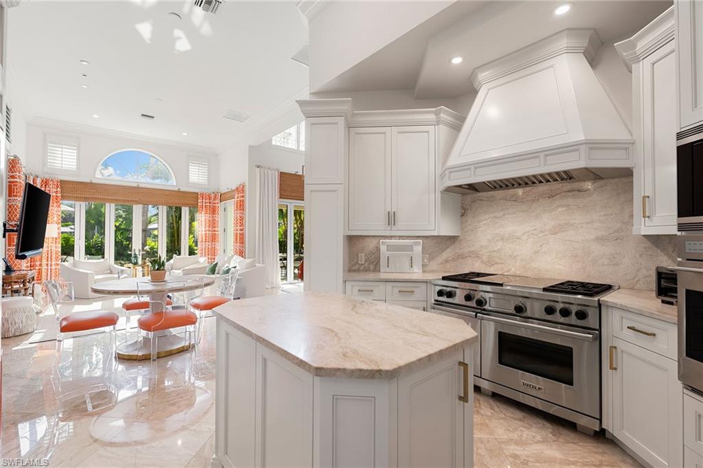 VIZCAYA AT BAY COLONY - Residential