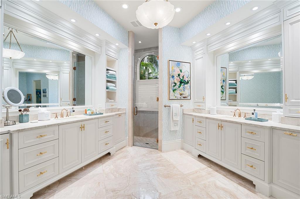 VIZCAYA AT BAY COLONY - Residential