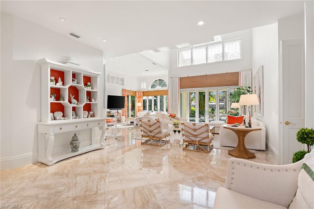 VIZCAYA AT BAY COLONY - Residential