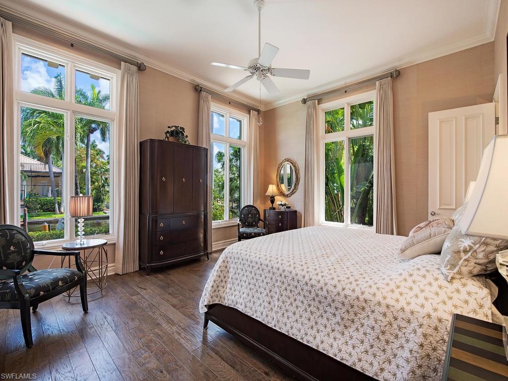 AQUALANE SHORES - Residential