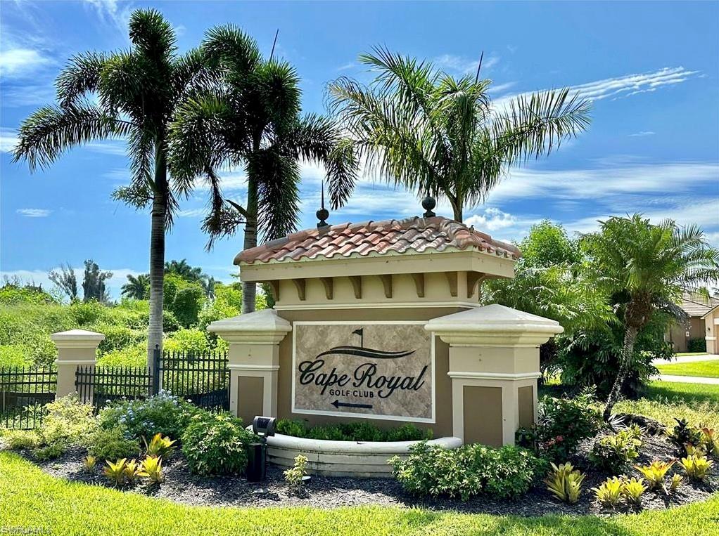 ROYAL TEE COUNTRY CLUB ESTATES - Land