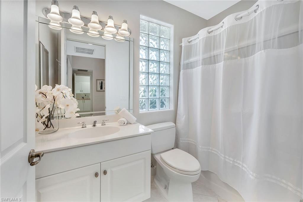 TIERRA LAGO - Residential