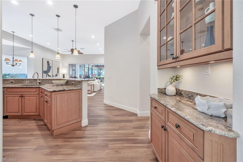 TIERRA LAGO - Residential