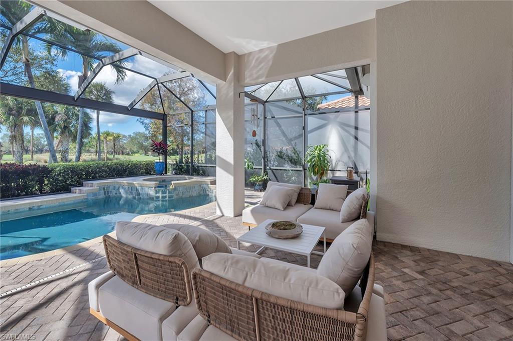 TIERRA LAGO - Residential