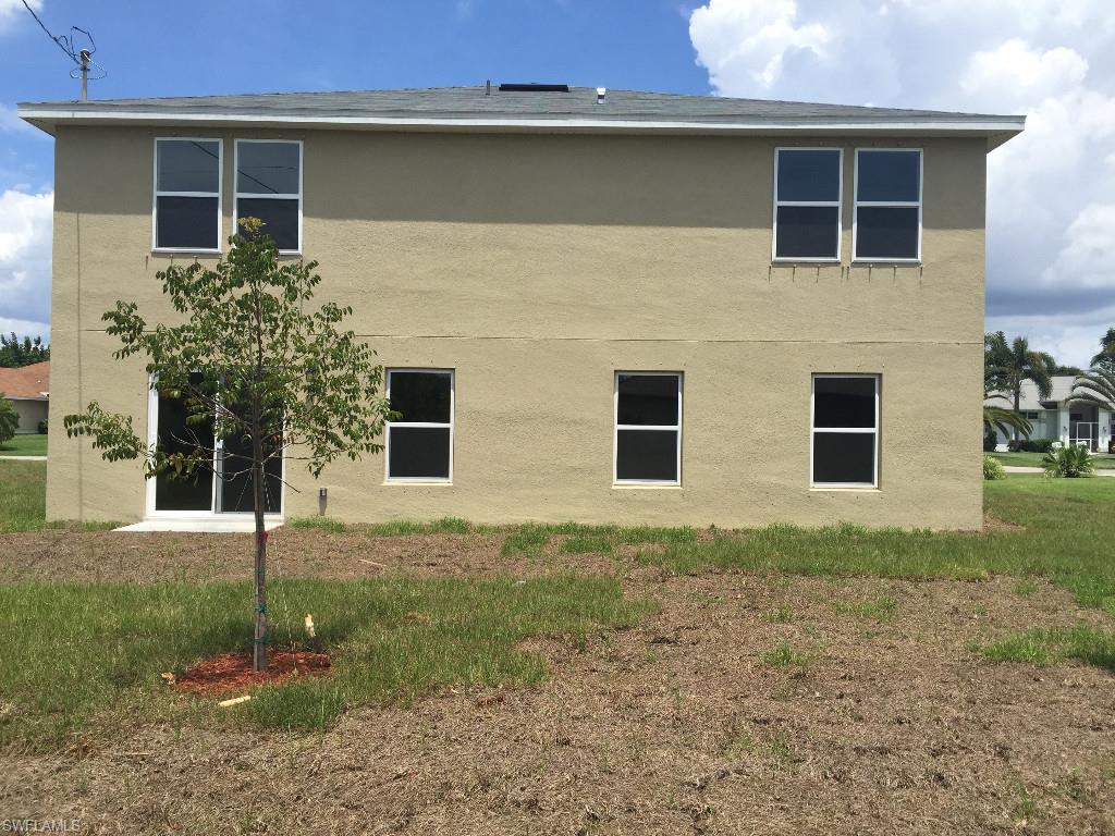 CAPE CORAL - Residential