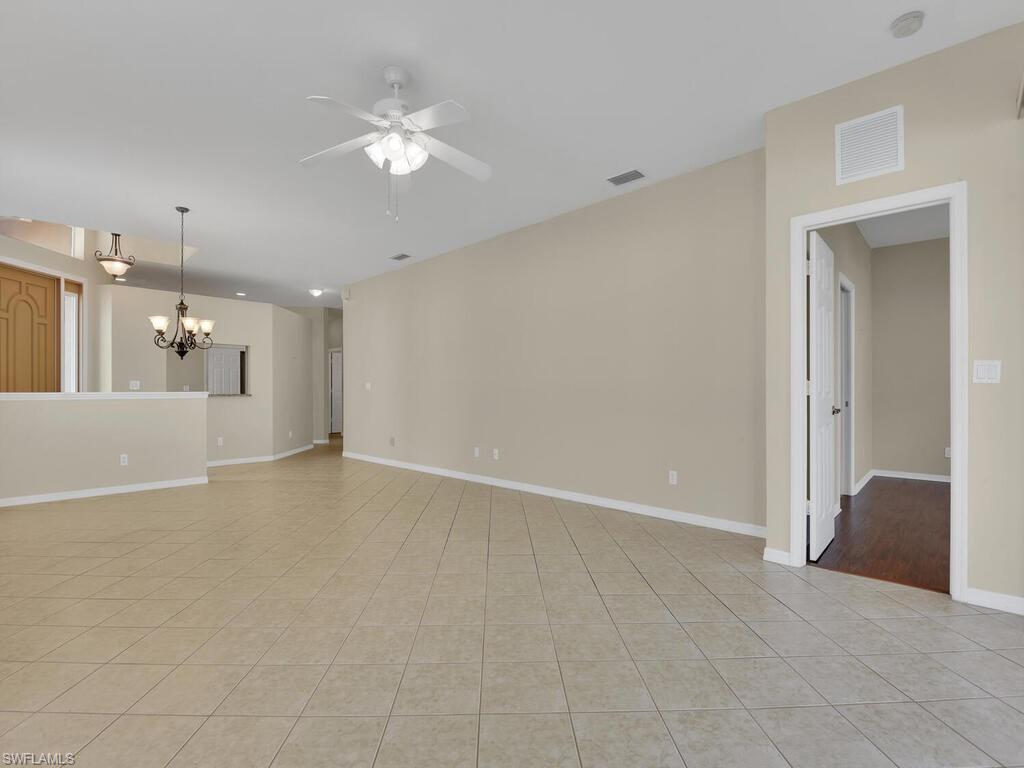 COLONY LAKES - Residential