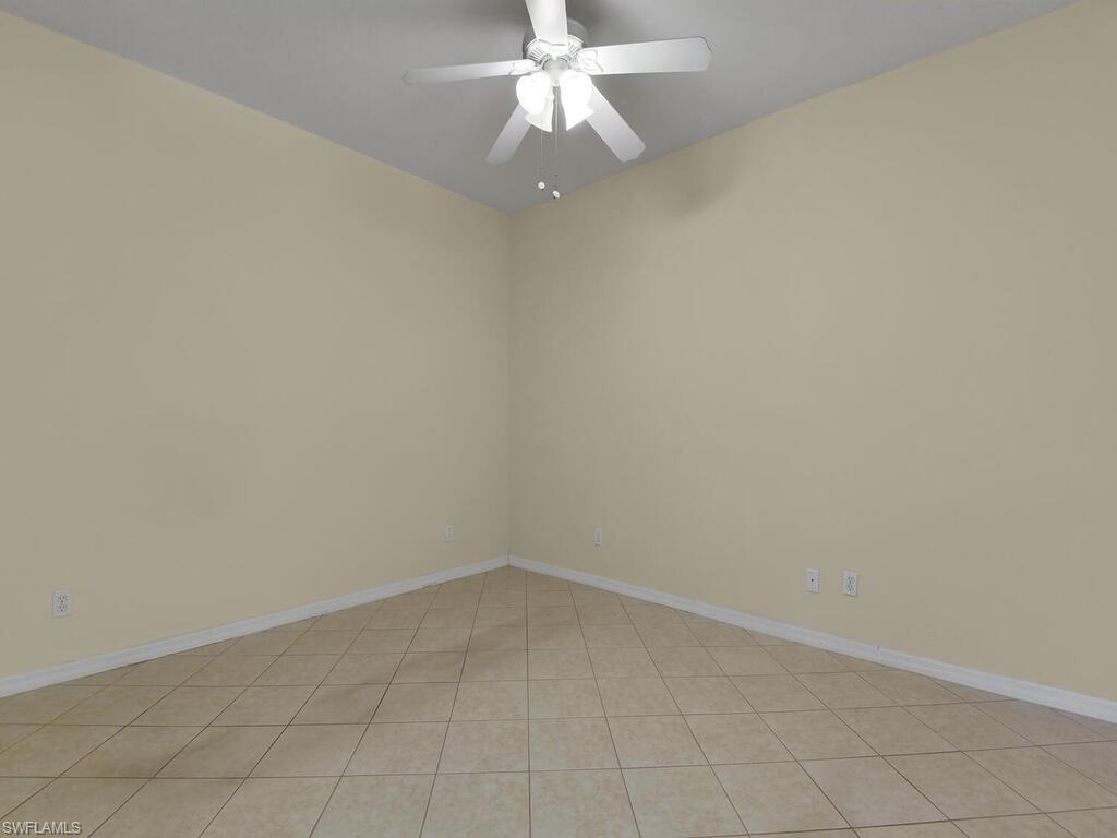 COLONY LAKES - Residential