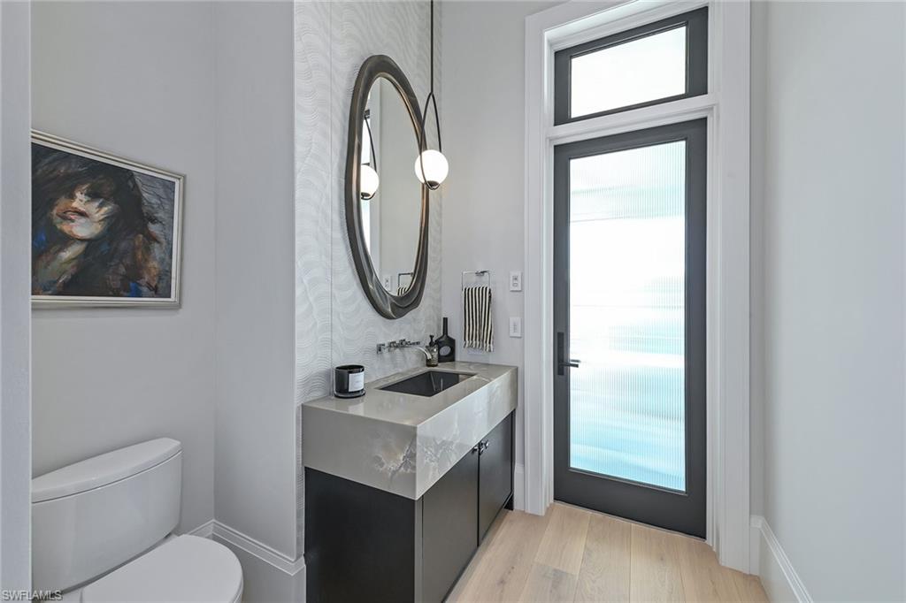 MOORINGS - Residential