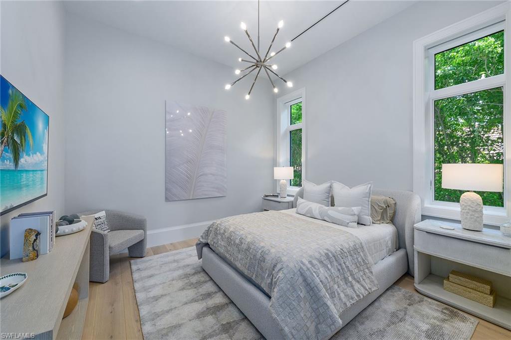 MOORINGS - Residential