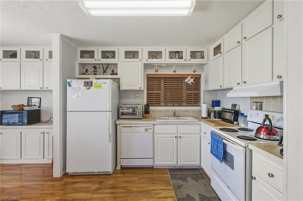 CHERRY ESTATES - Residential