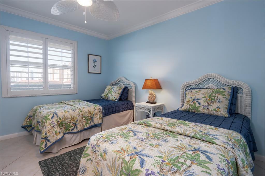 BAREFOOT PELICAN - Residential Lease