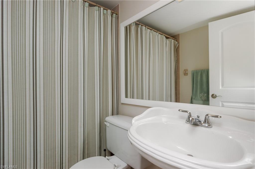 BAREFOOT PELICAN - Residential Lease