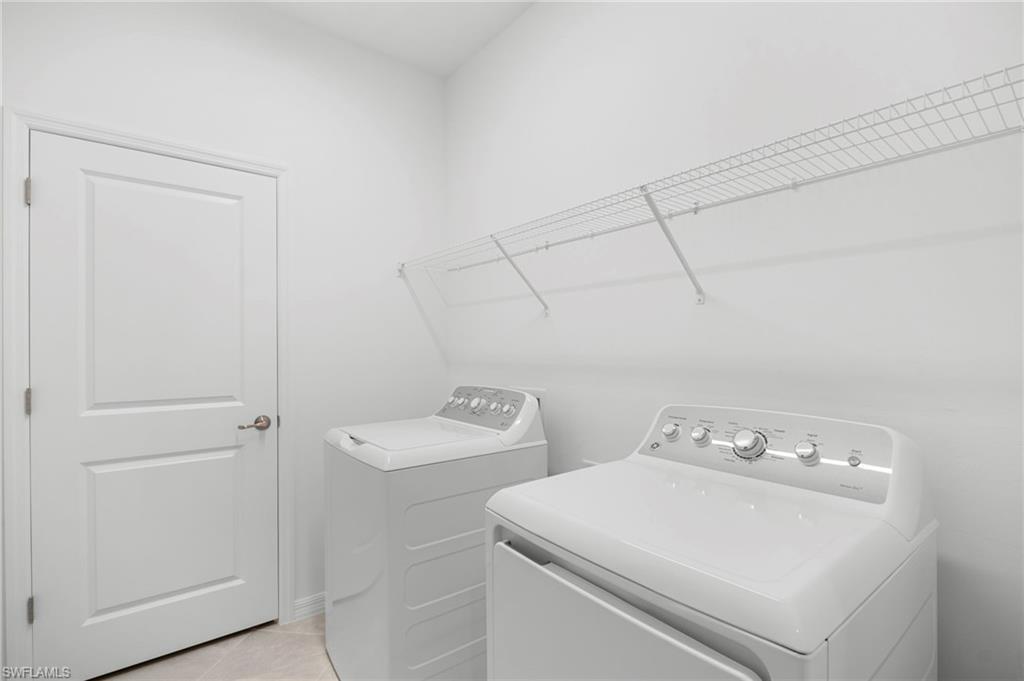 IBIS LANDING - Residential Lease